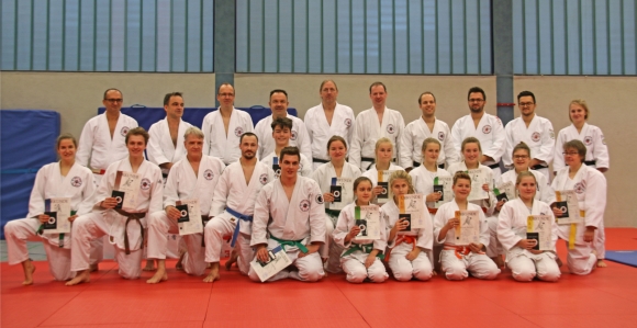 Die Teilnehmer der Jiu Jitsu Prüfung